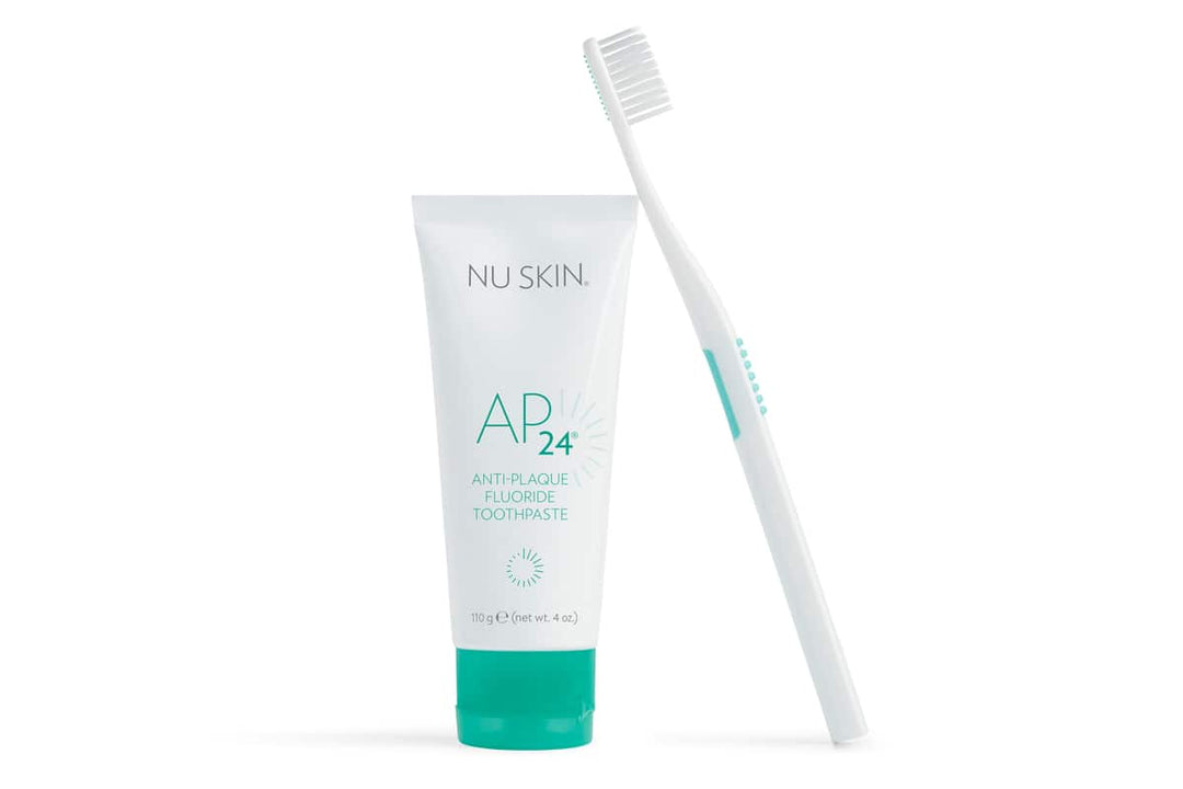 AP 24 Toothbrush Single White/Green