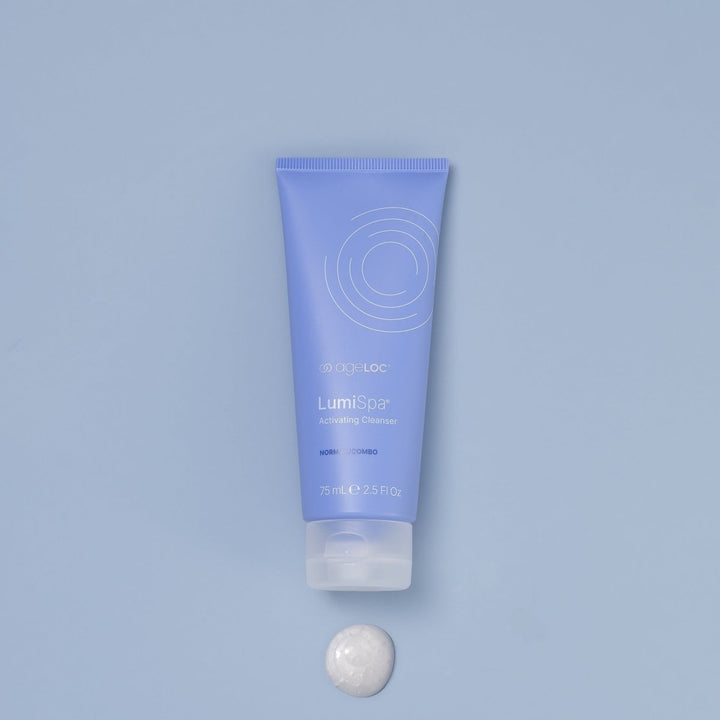 ageLOC LumiSpa Activating Cleanser für normale bis Mischhaut in der blauen Tube